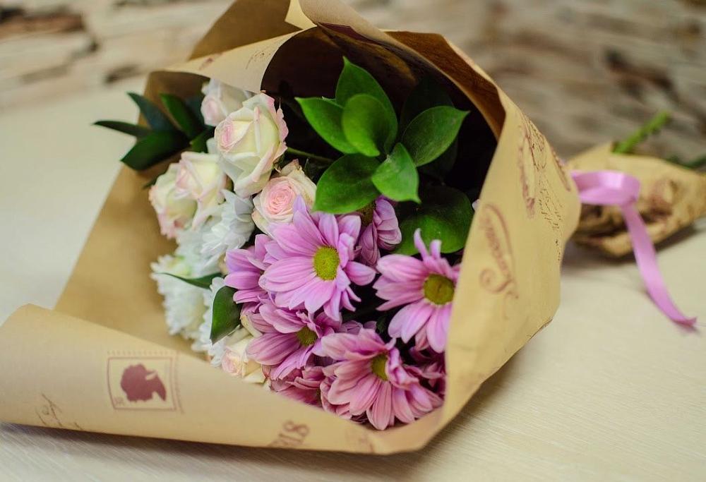 Букет цветов из: Розы и Хризантемы в Архаре