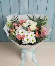 Букет цветов из:  Розы, Лизиантусы и Хризантемы в Архаре