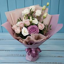 Букет цветов из:  Розы и Лизиантусы в Архаре
