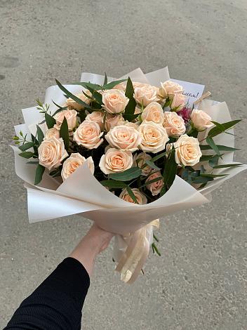 Букет Кремовые розы Латте в Архаре